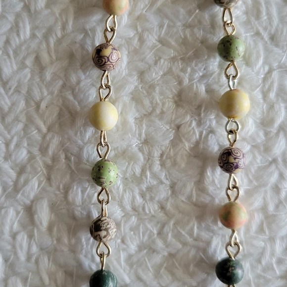 Viva Bead necklace - Picture 3 of 3